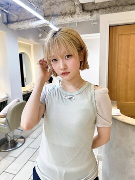 テトラ バイ ネオリーブ 横浜西口店(tetra by neolive) レイヤーカット　ベージュ　ダブルカラー　ブリーチ