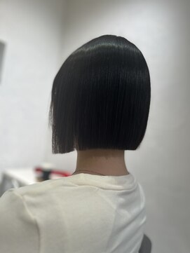 エス 大阪梅田店(es) 髪質改善縮毛矯正/似合わせカット【タッセルボブ】