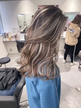 キング 心斎橋店(K!ng) 縮毛矯正髪質改善レイヤーカットトリートメント心斎橋美容室