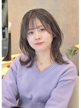 ヘイリー(HAILEY) くびれミディ×グレージュ×ナチュラル透明感