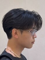 リロン 新宿(RIRON)&nbsp;【RIRON】センターパート×フェザーパーマ(新宿メンズ)