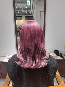 オーパスバイアンブルリュクス 池袋(Opus by ambleluxe) レディースカット/レイヤーカット/ブリーチカラー