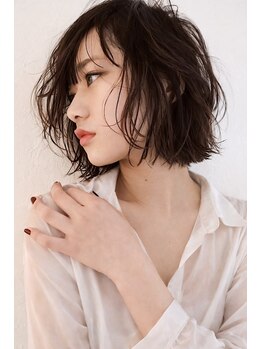 ロマリア 青山 南青山(Lomalia)の写真/[乾かすだけでキマる]大人女性ならではの魅力を引き出す*上品な艶感と潤い溢れる自然な美髪へ[青山/表参道]
