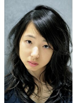 エムプラス センター北(M.plus) 黒髪おとなのロングウェーブ