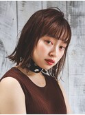 外ハネ×ぱっつんバング×ブラウン