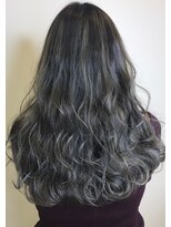 ケリーズグリーン(Kelly's Green)&nbsp;ハイライト × 波ウェーブ