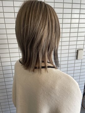 ヘアアンドスペース ベロン(hair&space velon) ミルクティーカラー