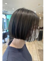 フィーユ(feey)&nbsp;ブリーチなしカラー　オリーブグレージュ　ボブ