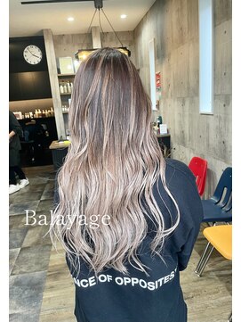 ハク(haku) バレイヤージュ