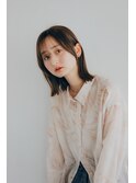 【ナチュラルヘア】ストンと落ちるストレートなボブ