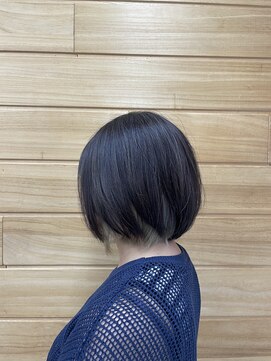 パル(PAL) インナーカラー入りボブ