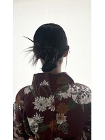 ゼストプラス(ZEST plus)&nbsp;綺麗めシニヨンスタイル