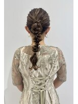 ケンジ 横浜(KENJE)&nbsp;ゆるふわ編みおろしアレンジ