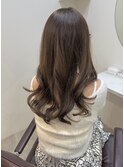 アッシュブラウン/くびれヘア／赤みなしカラー