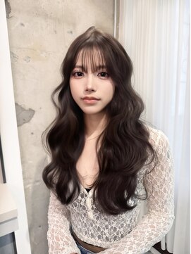 リリー(Lilley) 天神/博多/韓国ヘア/ヨシンモリ/レイヤーカット