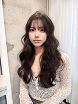 リリー(Lilley) 天神/博多/韓国ヘア/ヨシンモリ/レイヤーカット