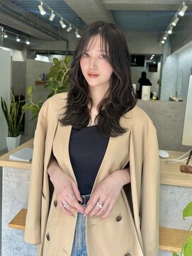 マレバイリベル 西中島(mele. by Libelle) レイヤーカット