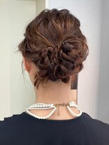 ロイオブジゼル(roi of GiseL)&nbsp;ヘアアレンジ シニオン タイトセット カチモリ お団子 結婚式