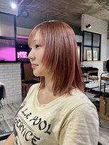ストロベリーR.&nbsp;レイヤーカットにピンクカラー