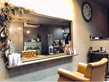 ジャーニーアンドアダムス(Journey&Adams)の写真/【三原/宮浦】カウンセリング~施術・仕上げまでマンツーマン♪セット面1席のみの完全プライベート空間。