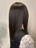 ホワイトストーン WHITE STONE&nbsp;ナチュラルストレートヘア暗めカラー