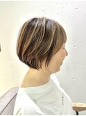 ミセスショート/ショートボブ/白髪ぼかしハイライト
