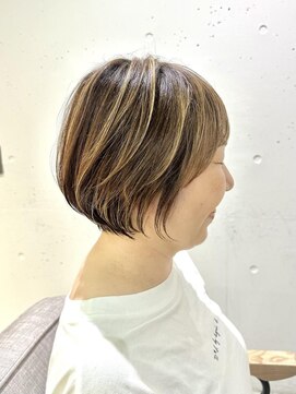 アクト(ACT) ミセスショート/ショートボブ/白髪ぼかしハイライト