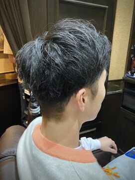レオヘアワークス(LEO HAIR WORKS) ツーブロ刈り上げ　ビジネスカット　新潟　床屋　バーバー