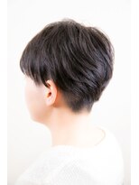 ダアッカ(da acca)&nbsp;30代40代★暗髪×大人かわいい前下がりナチュラルショート