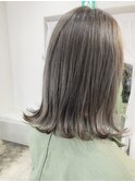 ケアブリーチオリーブグレージュハイライトカラーヘイリーボブ