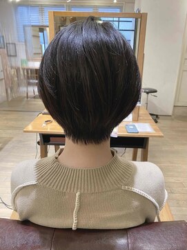 ヴァンクシー バイ ルナ(VANKCY by Luna) アッシュブラウン 小顔 ショート ボブ 前髪カタログ 向ケ丘遊園