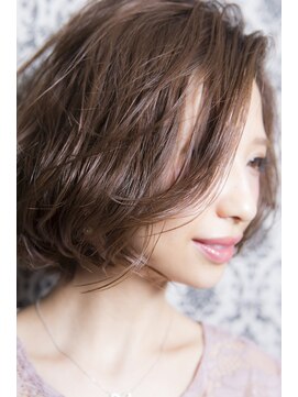 ミエル ヘア 新宿(miel hair) 〈mielhair新宿〉大人可愛いふんわりボブスタイル