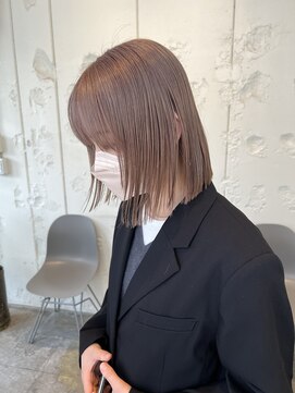 ネルバイグリーン(Nelle by green) ホワイトブロンド、町田ハイトーン、町田ブリーチ、ダブルカラー