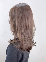 アイティーバイアルバム 下北沢店(IT by ALBUM)&nbsp;レイヤーオリーブ_外ハネボブセクションカラー_ba378583