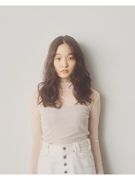 スンスン 学芸大学(sun/sun) ニュアンスミディアムヘア