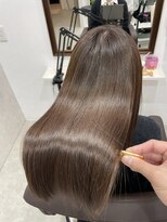 ラナ(Lana)&nbsp;【Lana】ブルーベージュ　艶髪　髪質改善