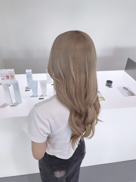 レフ(LEF) スモーキーミルクティーベージュ/ダブルカラー/ケアブリーチ