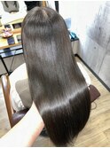硬い髪も柔らかくなる美髪矯正