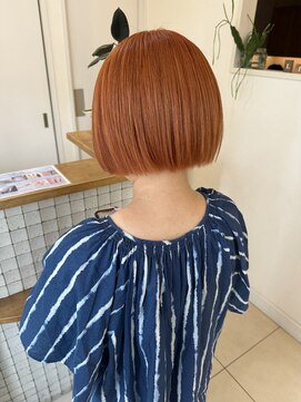 リアン(Lien) みかんオレンジ/切りっぱなしボブ