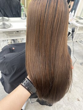 ディジョン(Dijon) 韓国顔まわりレイヤーカットグレージュオリーブベージュブラウン