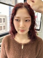 テトヘアー(teto hair) レッドピンクカラー　くせ毛くるくるパーマ　スパイラルパーマ