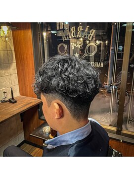 ジョイボックス 東三国店(JOYBOX) スペインカール×シャドーフェード