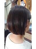 耳だしボブ