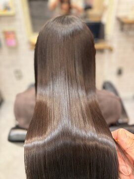 スピラ アサヒガオカ(SPiRA ASAHIGAOKA) カット×縮毛矯正×ウルトワトリートメント