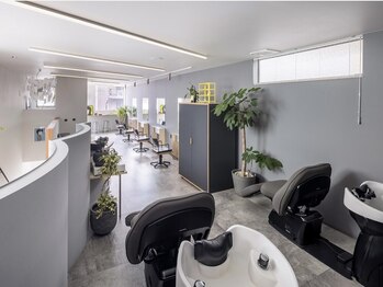 ワンリバーラボ(One River Lab.)の写真/髪のお悩みにも丁寧にお答えします!アットホームな雰囲気で、初めての方も緊張せずに通える♪