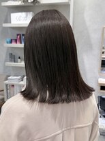 シベル(sibell)&nbsp;20代30代切りっぱなしボブタッセルボブ顔周りレイヤーオリーブ