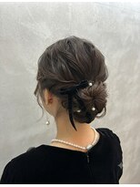 エニル 春日部店(enil)&nbsp;◎クラシックリボン×パールの王道シニヨンアレンジ◎
