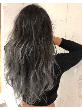 エイト 福岡天神店(EIGHT fukuoka) 【EIGHT福岡】nabe_外国人風バレイヤージュソンブレシルバー