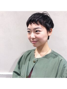 フェンヘアーアイス 中目黒(Fen.hair ici) ベリーショート パーマスタイル 黒髪