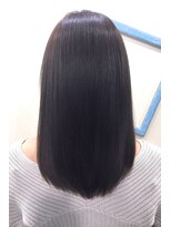 ソフトヘアカッターズ(soft HAIR CUTTERS) ツヤ髪さらさらミディアムストレート＠グレイカラー